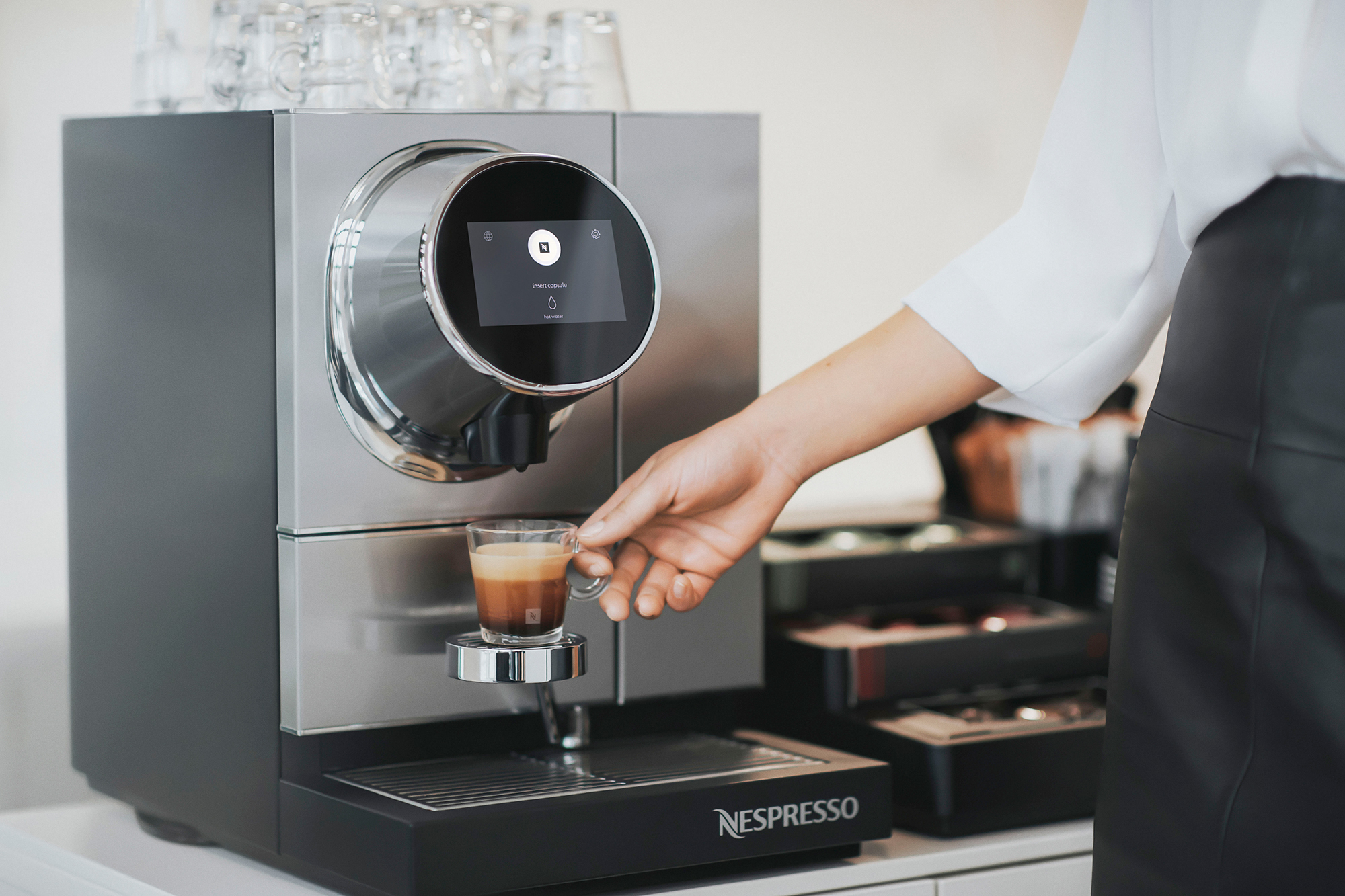 C_Catchup_Momento100_MachineWithCoffee